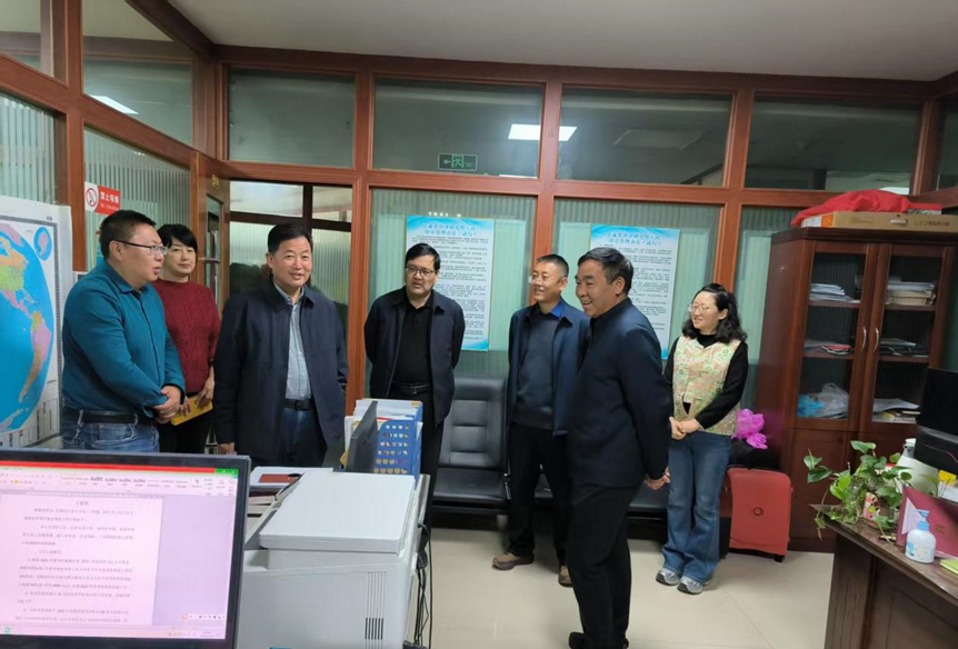 人勤春早启新程 凝心治沙谱新篇